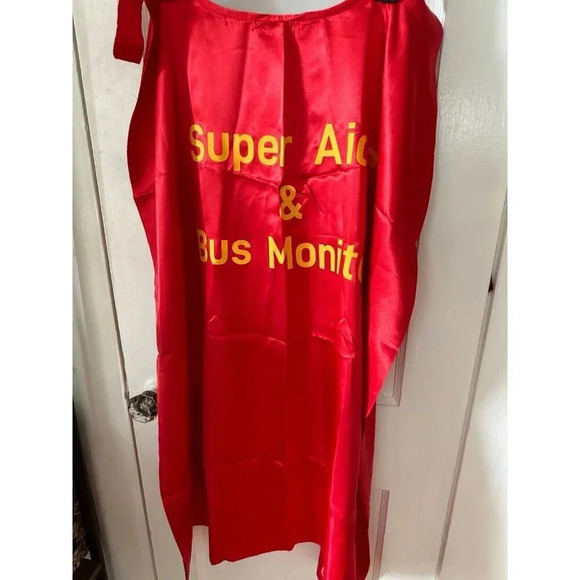 Super Aide & Bus Monitor cape - Picture 2 of 6